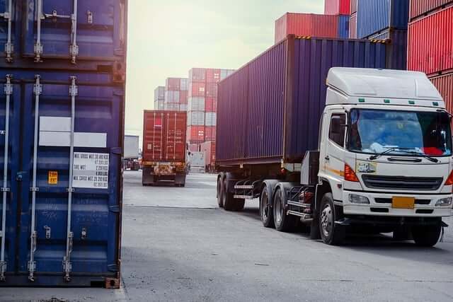 Eine Transport Management Software kann die Prozesse der Logistik optimieren.